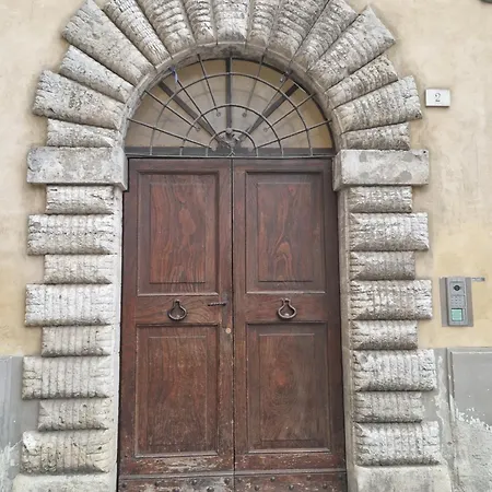 Apartment Tourist 34537 In The Historic Center *